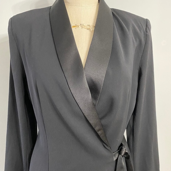 BLACK BLAZER DRESS - Picture 3 of 5